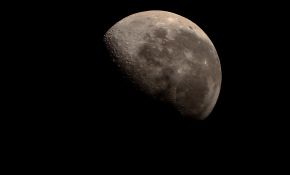 假期作业：Celestron C70+巴罗+Canon500D 1080p视频叠加月亮