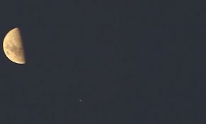 佳能6d摄木星伴月